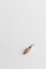 Charger l'image dans la galerie, Pendentif Astrance
